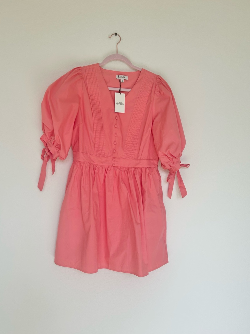 NWT Avara Pink Puff Sleeve Mini Dress
